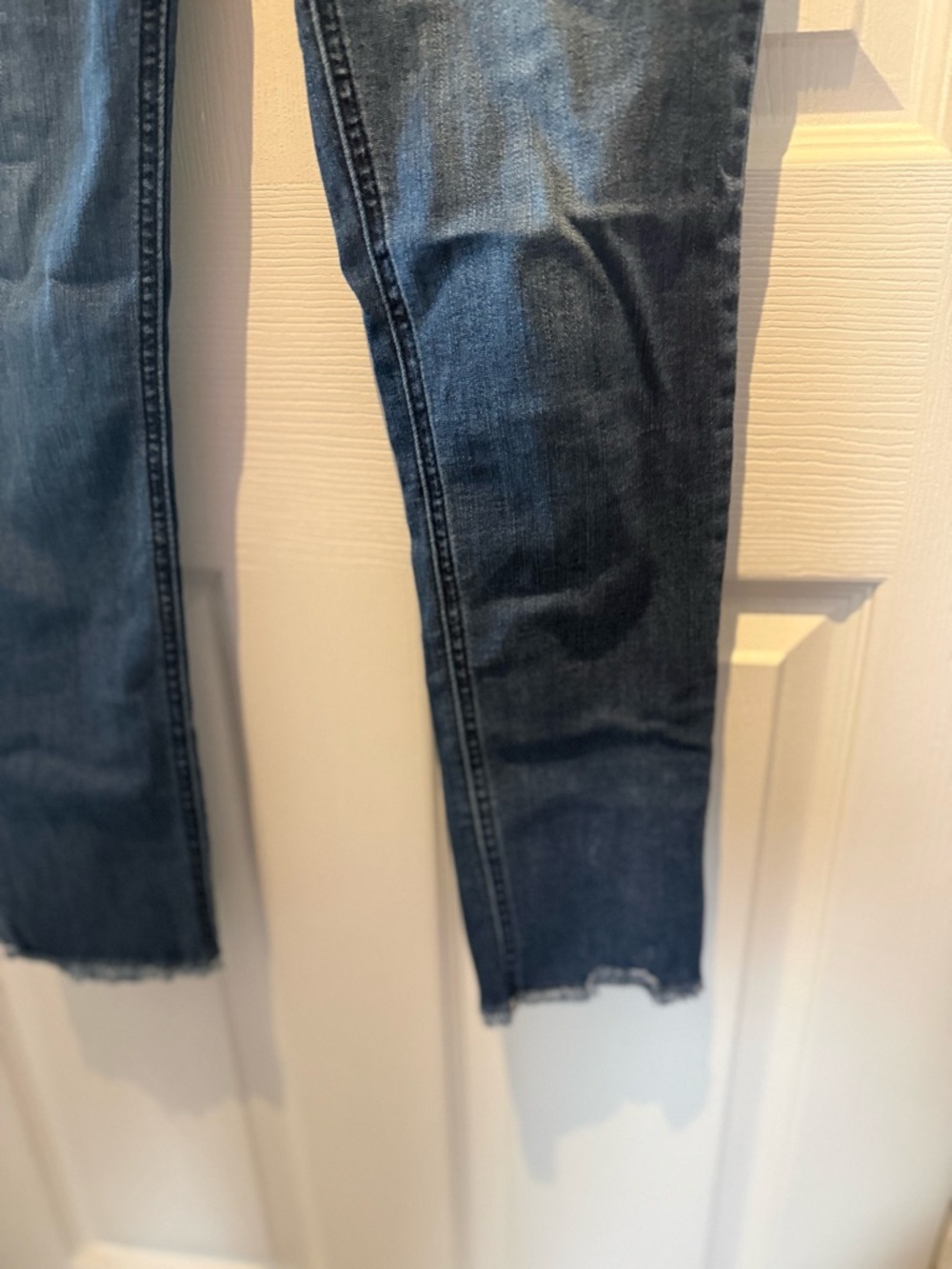Democracy Womens Size 4 Ab Technology Skinny Jeans Dark/Med Wash Frayed Hem - Picture 6 of 11